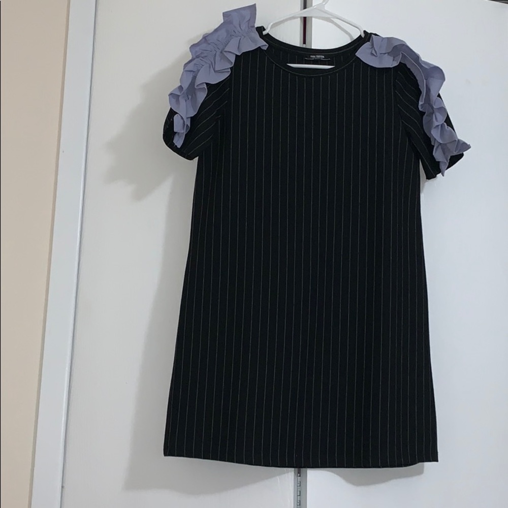 Ruffle sleeve mini dress